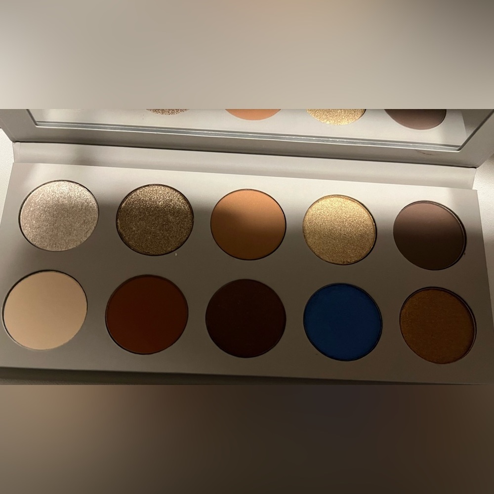 KKW X Mario eyeshadow palette!